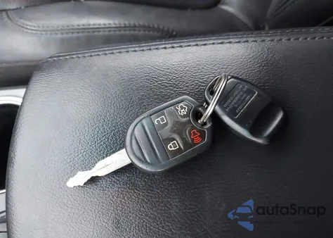 2013 Ford Explorer Xlt from USA, damaged, VIN 1FM5K8D88DGA87265